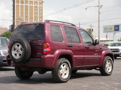 jeep liberty 2003 dk red suv limited gasoline 6 cylinders 4 wheel drive automatic with overdrive 61832