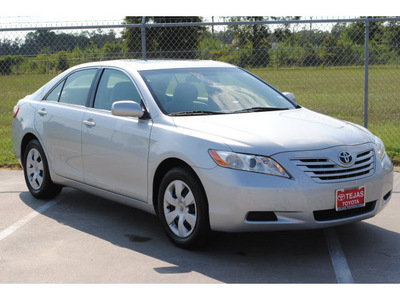 toyota camry 2007 silver sedan le gasoline 4 cylinders front wheel drive automatic 77338