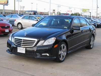 mercedes benz e class 2011 black sedan e350 luxury 6 cylinders automatic with overdrive 77074
