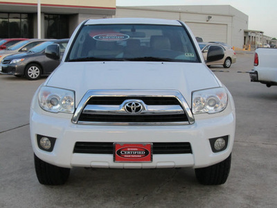 toyota 4runner 2008 white suv sr5 6 cylinders automatic with overdrive 77074