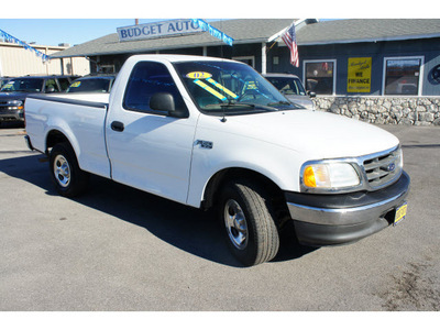 ford f 150 2002 white pickup truck xl gasoline 6 cylinders rear wheel drive 5 speed manual 78654