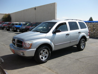 dodge durango 2005 silver suv slt gasoline 8 cylinders 4 wheel drive automatic 79936