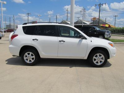 toyota rav4 2008 white suv 4 cylinders automatic with overdrive 77469