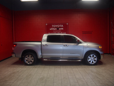 toyota tundra 2011 silver sr5 gasoline 8 cylinders 2 wheel drive automatic 76116