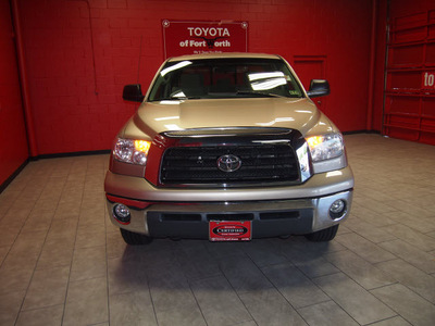 toyota tundra 2008 tan sr5 gasoline 8 cylinders 4 wheel drive automatic 76116