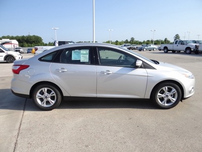 ford focus 2013 silver sedan se flex fuel 4 cylinders front wheel drive 6 speed automatic 77388