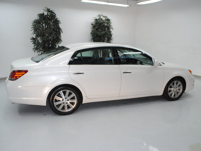toyota avalon 2008 white sedan limited gasoline 6 cylinders front wheel drive automatic 91731