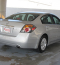 nissan altima 2009 silver sedan 2 5 s gasoline 4 cylinders front wheel drive shiftable automatic 77477