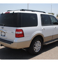 ford expedition 2011 white suv xlt flex fuel 8 cylinders 2 wheel drive automatic 78572