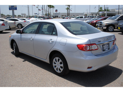 toyota corolla 2011 silver sedan le gasoline 4 cylinders front wheel drive automatic 78572