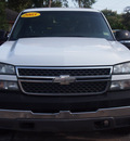 chevrolet silverado 2500hd 2005 white gasoline 8 cylinders 4 wheel drive automatic 77531