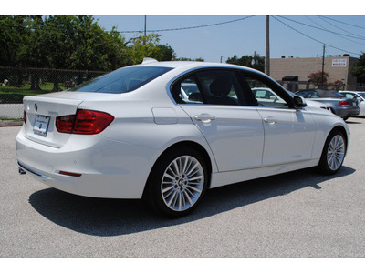 bmw 328i 2013 alpine white sedan gasoline 4 cylinders rear wheel drive automatic 77002