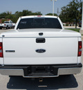 ford f 150 2005 oxford white clearc xlt gasoline 8 cylinders rear wheel drive 4 speed automatic 76210