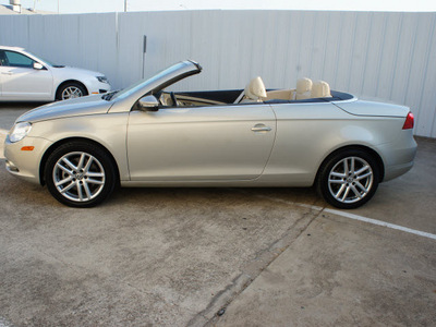volkswagen eos 2009 silver lux gasoline 4 cylinders front wheel drive shiftable automatic 75080