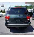toyota sequoia 2006 dk  green suv sr5 gasoline 8 cylinders 4 wheel drive automatic with overdrive 07724
