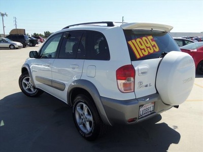 toyota rav4 2001 white suv gasoline 4 cylinders dohc all whee drive automatic 90241