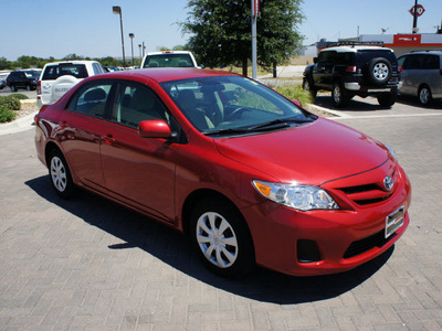 toyota corolla 2011 red sedan le 4 cylinders automatic 76087