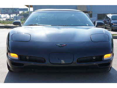 chevrolet corvette 2000 black hatchback gasoline v8 rear wheel drive automatic 77094