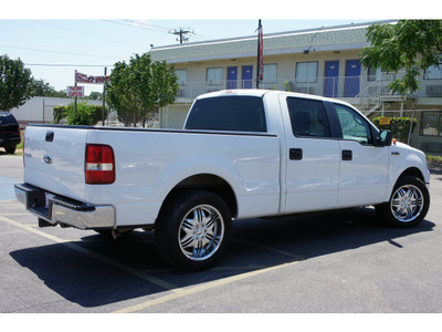 ford f 150 2007 white xlt gasoline 8 cylinders rear wheel drive automatic 78753