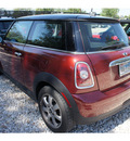 mini cooper 2009 dk  red hatchback gasoline 4 cylinders front wheel drive automatic 78729