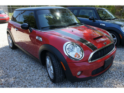 mini cooper 2008 red hatchback s gasoline 4 cylinders front wheel drive automatic 78729