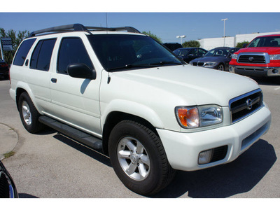 nissan pathfinder 2003 white suv le gasoline 6 cylinders dohc rear wheel drive automatic 78729