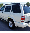 nissan pathfinder 2003 white suv le gasoline 6 cylinders dohc rear wheel drive automatic 78729
