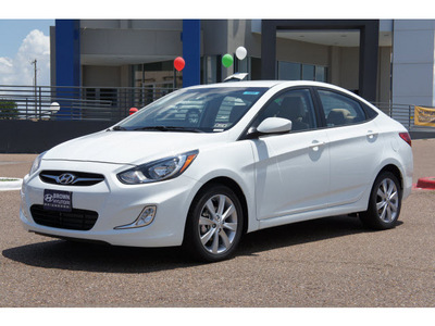 hyundai accent 2013 white sedan gls gasoline 4 cylinders front wheel drive automatic 78041
