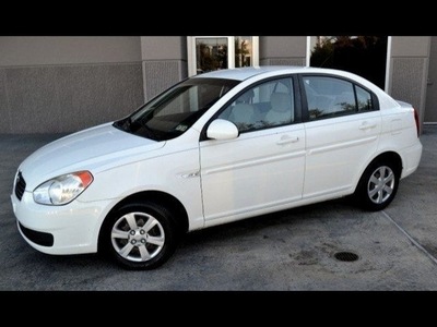 hyundai accent 2007 white sedan gls gasoline 4 cylinders front wheel drive automatic 76108