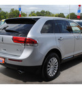 lincoln mkx 2012 silver suv gasoline 6 cylinders front wheel drive automatic with overdrive 77706