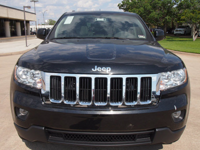 jeep grand cherokee 2013 black suv laredo gasoline 6 cylinders 2 wheel drive automatic 76011
