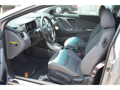 hyundai elantra coupe 2013 gray sedan se gasoline 4 cylinders front wheel drive autostick 77065