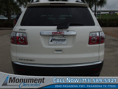 gmc acadia 2008 white suv slt 1 gasoline 6 cylinders front wheel drive 6 speed automatic 77503