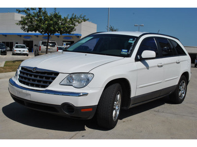chrysler pacifica 2007 white wagon touring gasoline 6 cylinders front wheel drive shiftable automatic 78233