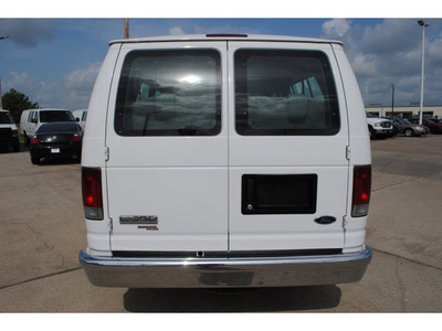 ford e 350 2008 white wagon gasoline 8 cylinders rear wheel drive automatic with overdrive 77539