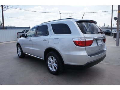 dodge durango 2011 silver suv crew gasoline 6 cylinders all whee drive automatic 79110