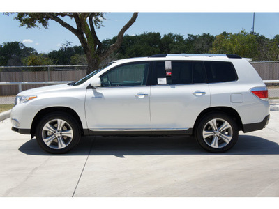 toyota highlander 2012 white suv limited gasoline 6 cylinders front wheel drive automatic 78232