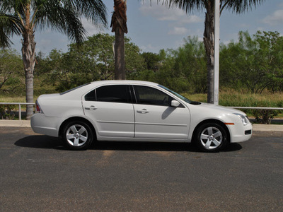 ford fusion 2008 white sedan i4 se gasoline 4 cylinders front wheel drive automatic 78550