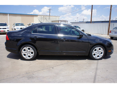 ford fusion 2011 black sedan se gasoline 4 cylinders front wheel drive automatic 79110