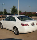 toyota camry 2011 white sedan le gasoline 4 cylinders front wheel drive automatic 76049