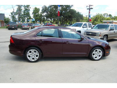 ford fusion 2011 maroon sedan se gasoline 4 cylinders front wheel drive automatic with overdrive 77706