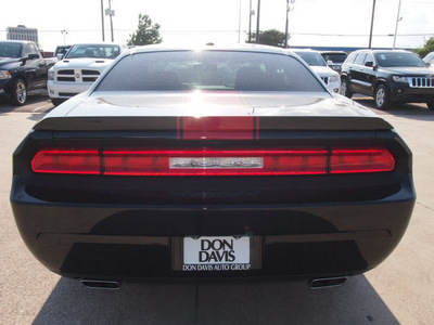 dodge challenger 2012 black coupe sxt flex fuel 6 cylinders rear wheel drive automatic 76011