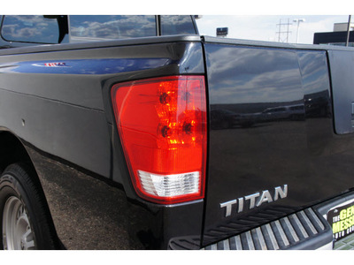 nissan titan 2009 black le ffv flex fuel 8 cylinders 2 wheel drive automatic 79407