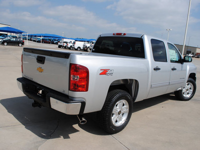 chevrolet silverado 1500 2012 silver lt flex fuel 8 cylinders 4 wheel drive 6 speed automatic 76234