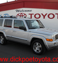 jeep commander 2010 silver suv sport gasoline 6 cylinders 4 wheel drive automatic 79925