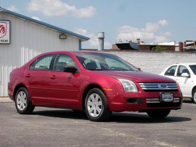 ford fusion 2006 maroon sedan s gasoline 4 cylinders front wheel drive 5 speed manual 61832