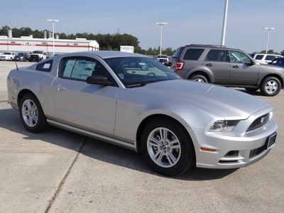 ford mustang 2013 silver coupe gasoline 6 cylinders rear wheel drive 6 speed automatic 77388