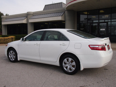 toyota camry 2008 white sedan le gasoline 4 cylinders front wheel drive automatic 76011