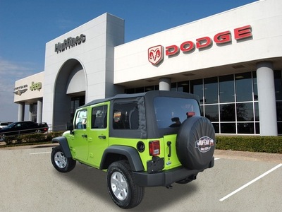 jeep wrangler unlimited 2012 green suv sport gasoline 6 cylinders 4 wheel drive 6 speed manual 75067