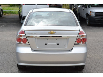 chevrolet aveo 2011 silver sedan lt gasoline 4 cylinders front wheel drive automatic 76401